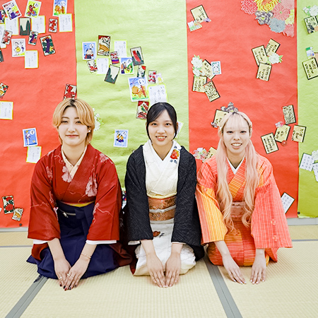 お座敷遊びを担当した織田着物専門学校着物科の学生